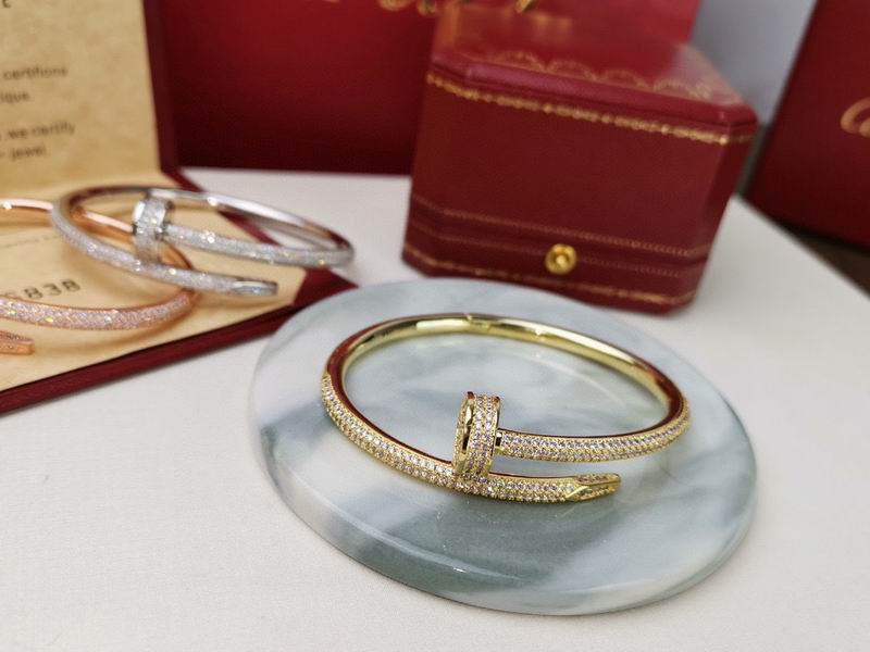 Cartier bracelet 01lyx57 (7)